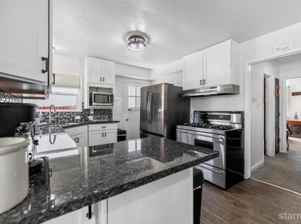 1011 Ham Lane, South Lake Tahoe, CA 96150 Photo