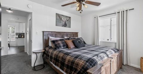 1011 Ham Lane, South Lake Tahoe, CA 96150 Photo