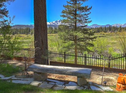 1116 Lindberg Avenue, South Lake Tahoe, CA 96150 Photo