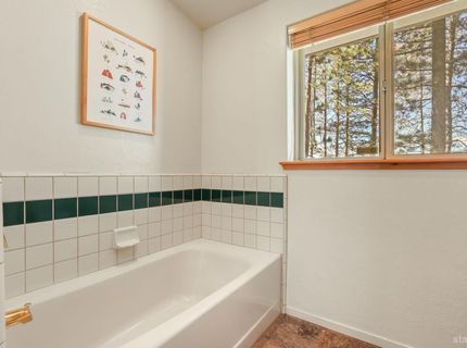 1116 Lindberg Avenue, South Lake Tahoe, CA 96150 Photo