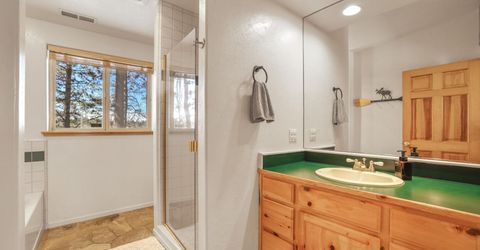 1116 Lindberg Avenue, South Lake Tahoe, CA 96150 Photo