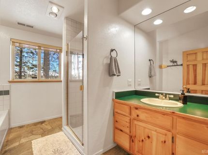 1116 Lindberg Avenue, South Lake Tahoe, CA 96150 Photo