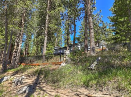 1116 Lindberg Avenue, South Lake Tahoe, CA 96150 Photo