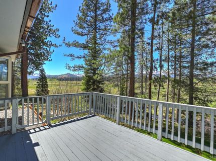 1116 Lindberg Avenue, South Lake Tahoe, CA 96150 Photo