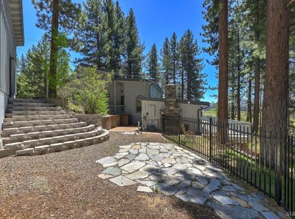 1116 Lindberg Avenue, South Lake Tahoe, CA 96150 Photo