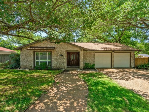 3111 Stanwood DR , Austin, TX 78757