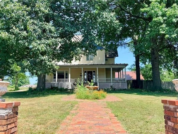 731 W 12th Street, Trenton, MO 64683