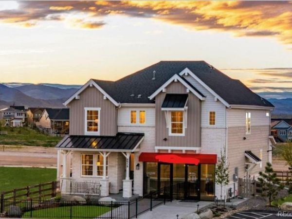8958 Whiteclover Street , Littleton, CO 80125