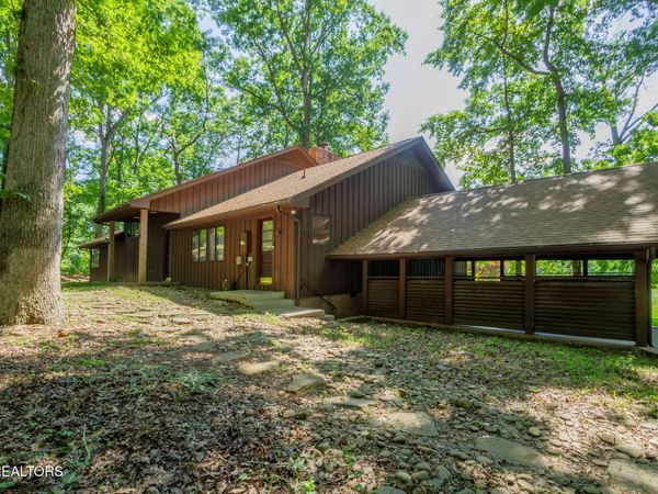 1435 Collins Rd, New Market, TN 37820