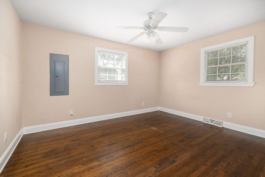 1209 Julian Clark Road Photo 18