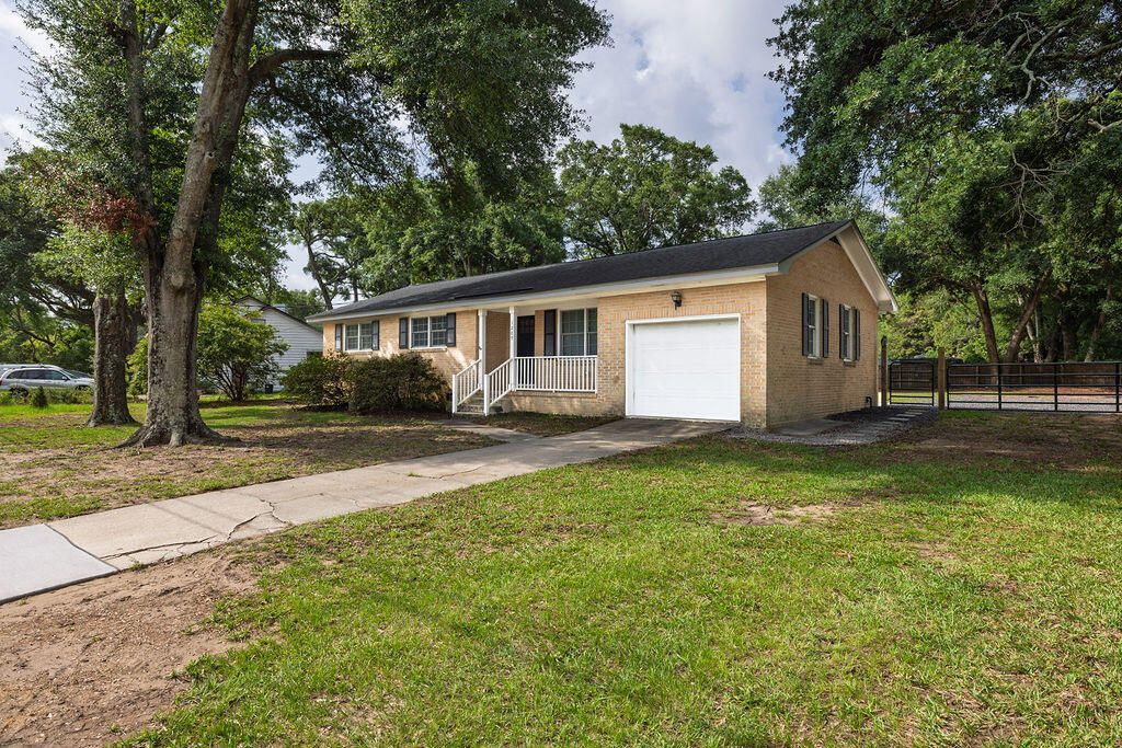 1209 Julian Clark Road Photo 36
