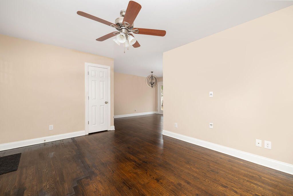 1209 Julian Clark Road Photo 9