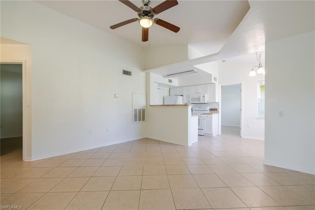 12561 Equestrian Cir, Unit 802, Fort Myers, FL 33907 Photo
