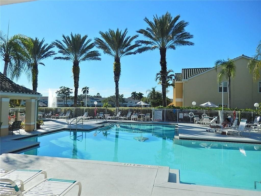 12561 Equestrian Cir, Unit 802, Fort Myers, FL 33907 Photo