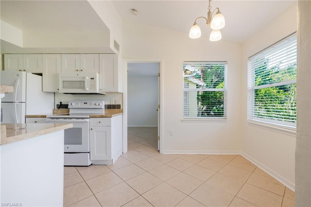 12561 Equestrian Cir, Unit 802, Fort Myers, FL 33907 Photo