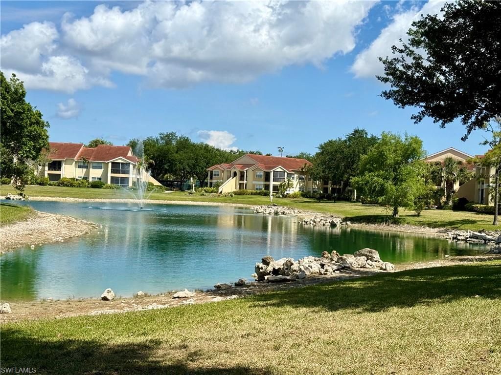 12561 Equestrian Cir, Unit 802, Fort Myers, FL 33907 Photo