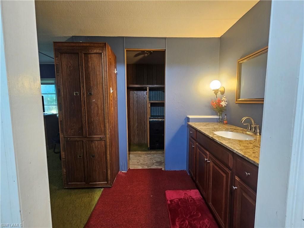 18210 Deuce Rd, North Fort Myers, FL 33917 Photo
