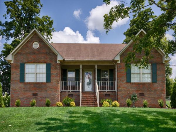 539 Old Highway 31 , Prospect, TN 38477