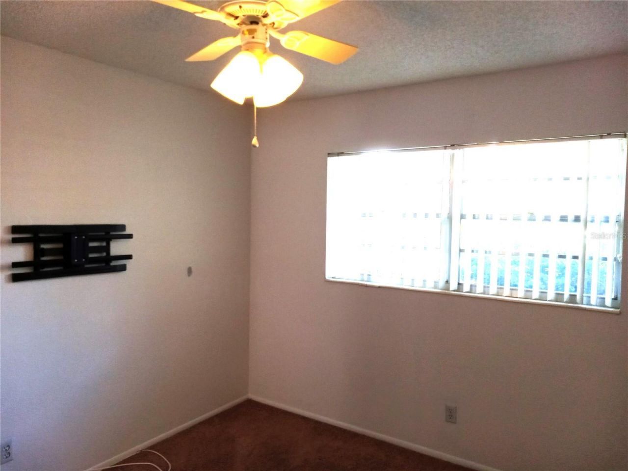2427 Rhodesian Drive , Unit 11, Clearwater, FL 33763 Photo