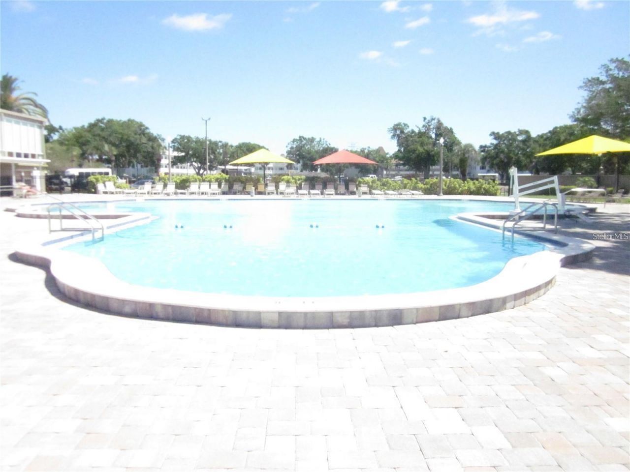2427 Rhodesian Drive , Unit 11, Clearwater, FL 33763 Photo