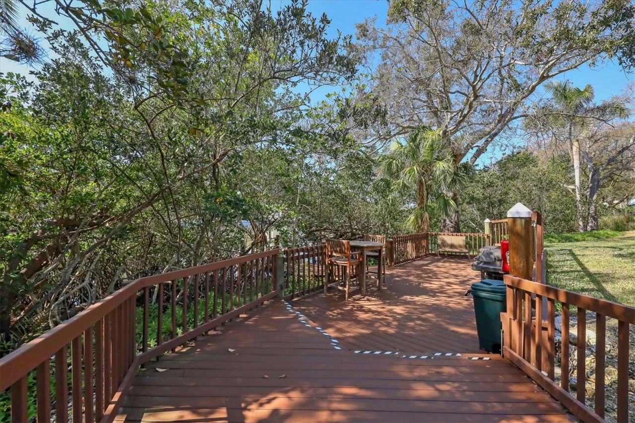 850 S Tamiami Trail, Unit 224, Sarasota, FL 34236 Photo