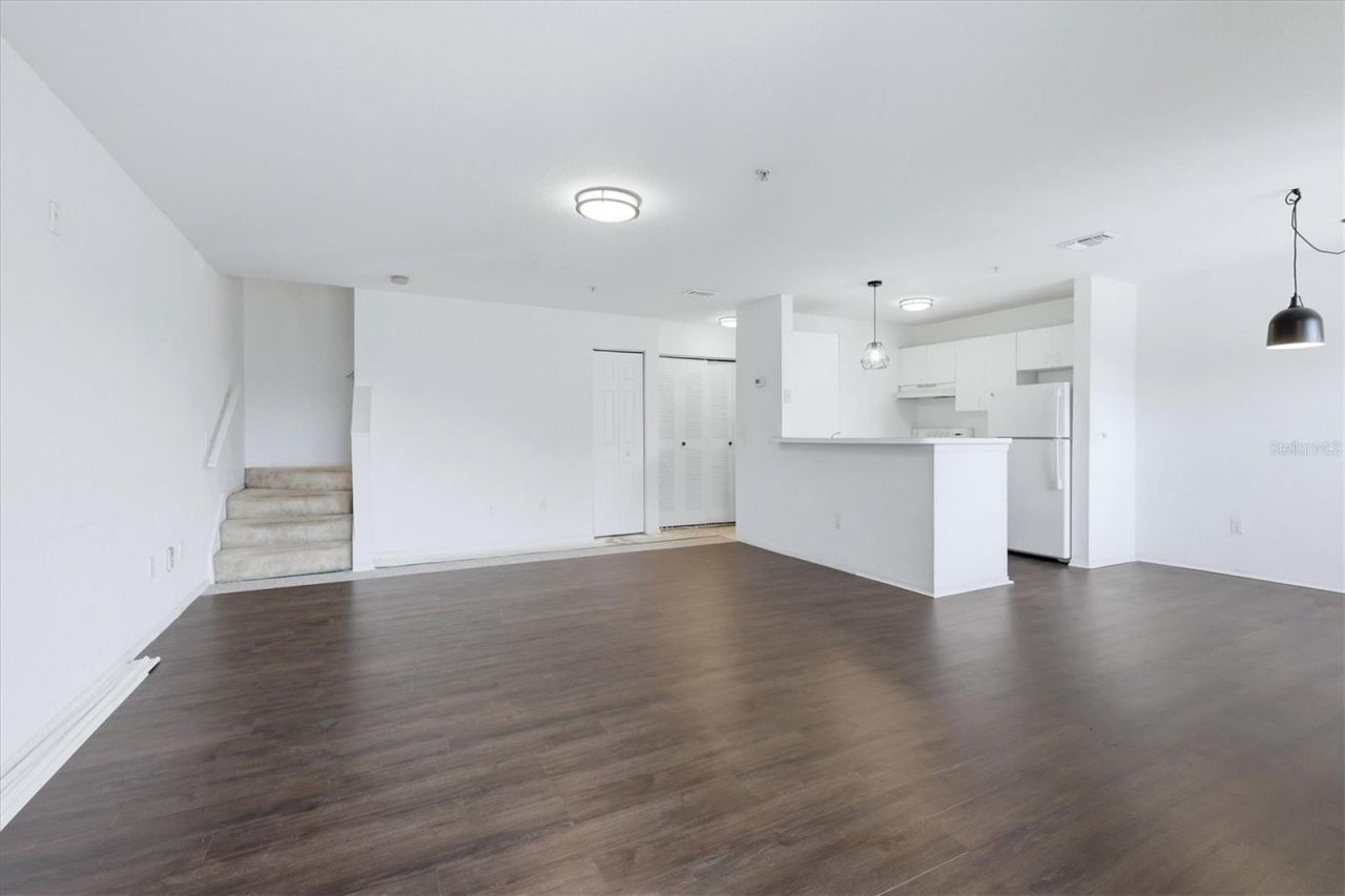 850 S Tamiami Trail, Unit 224, Sarasota, FL 34236 Photo