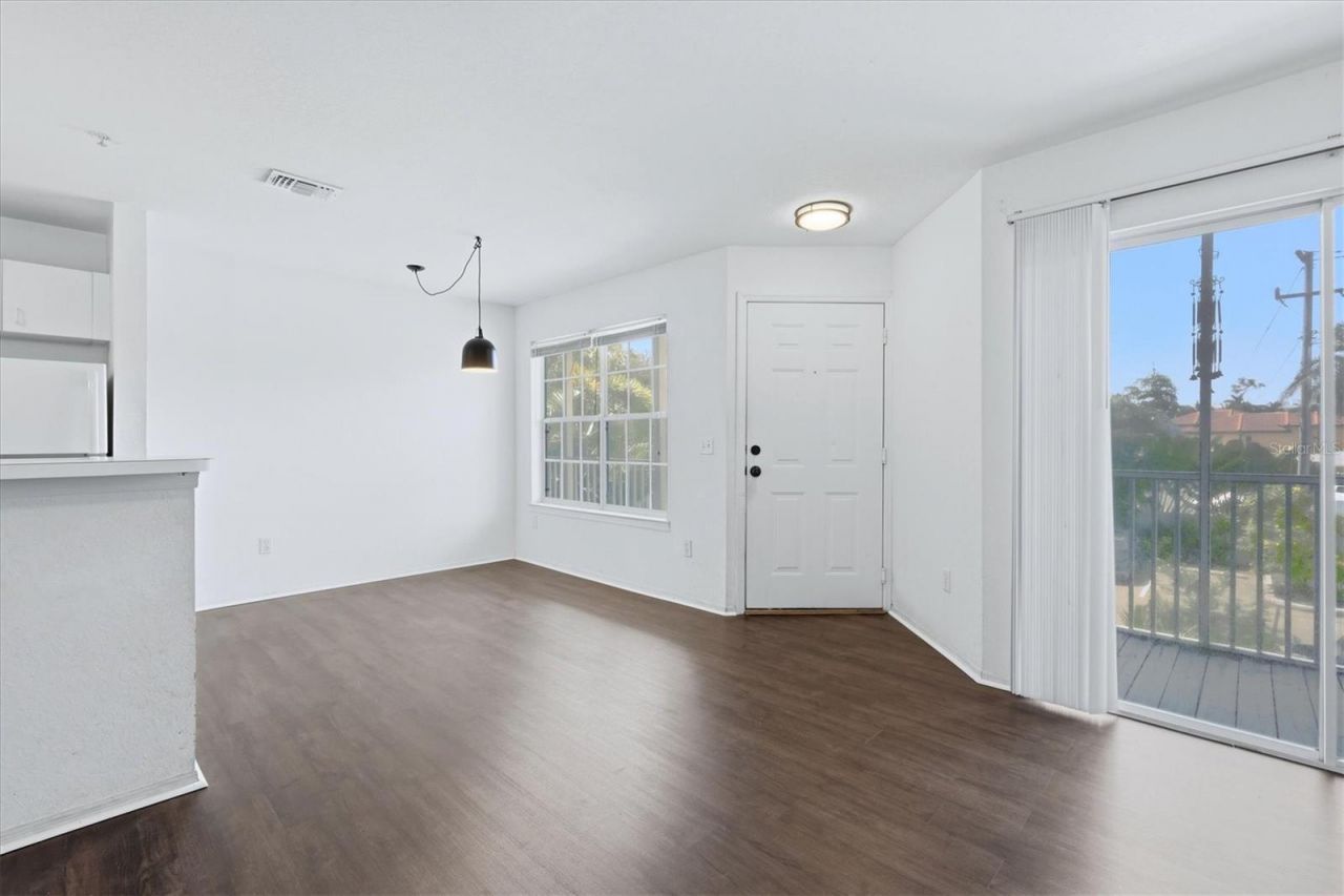850 S Tamiami Trail, Unit 224, Sarasota, FL 34236 Photo