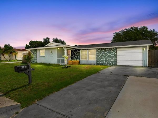 9140 COCHISE LANE , PORT RICHEY, FL 34668