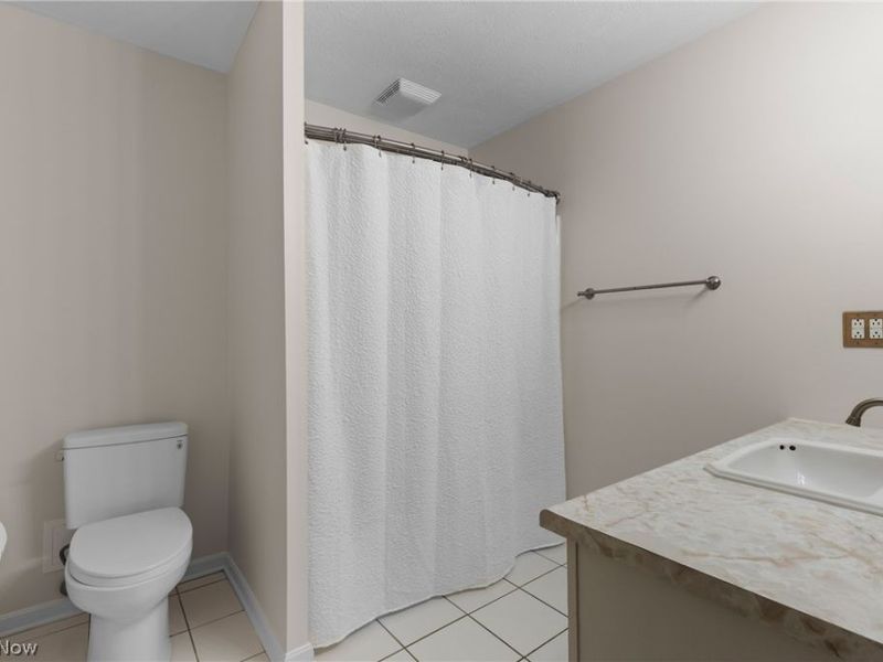 323 Harmony Drive, Wintersville, OH 43953 Photo 26