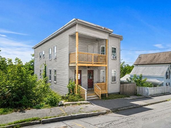 38 Wilson St (38-40), Haverhill, MA 01832