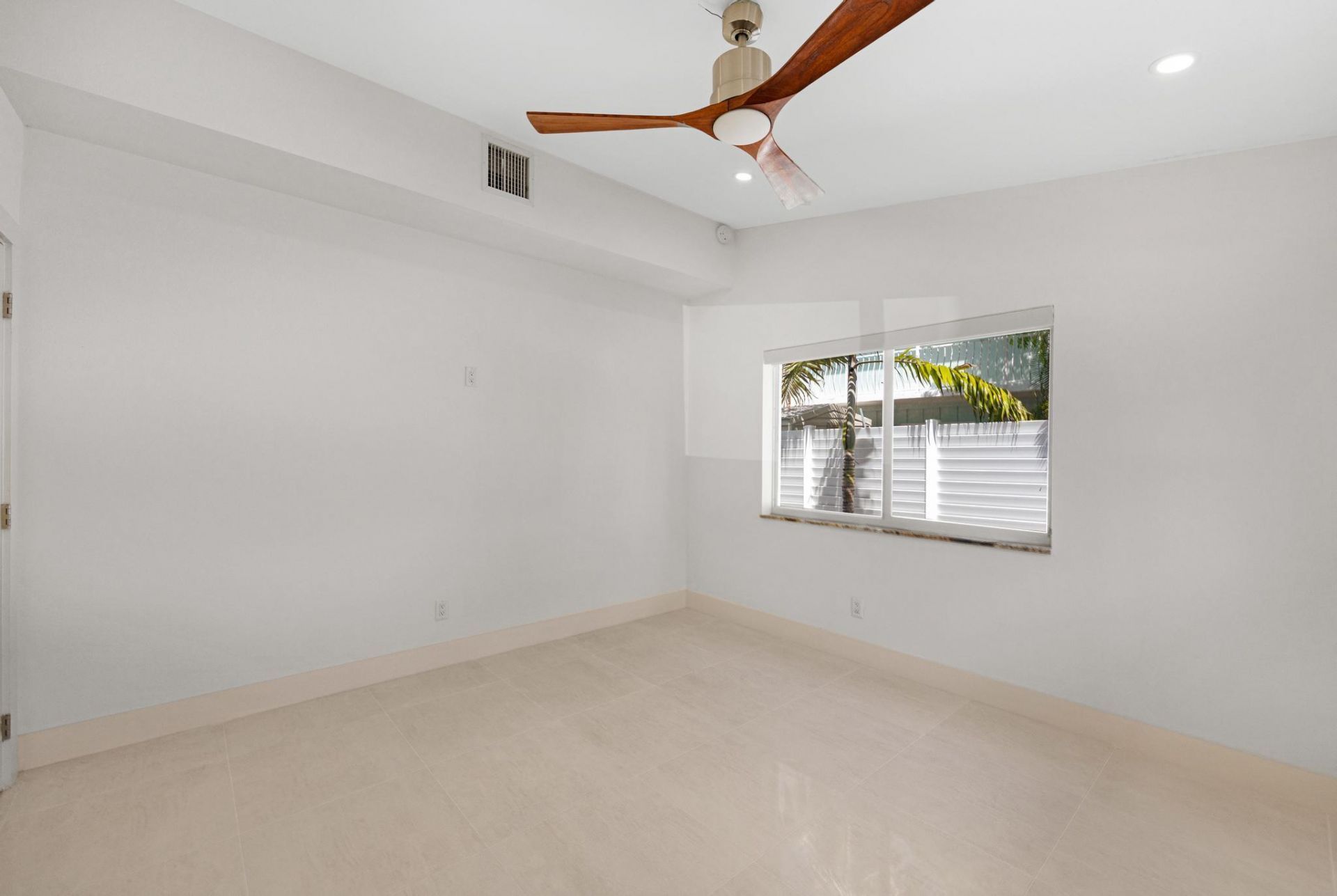 8 Poisonwood Road, Key Largo, FL 33037 Photo