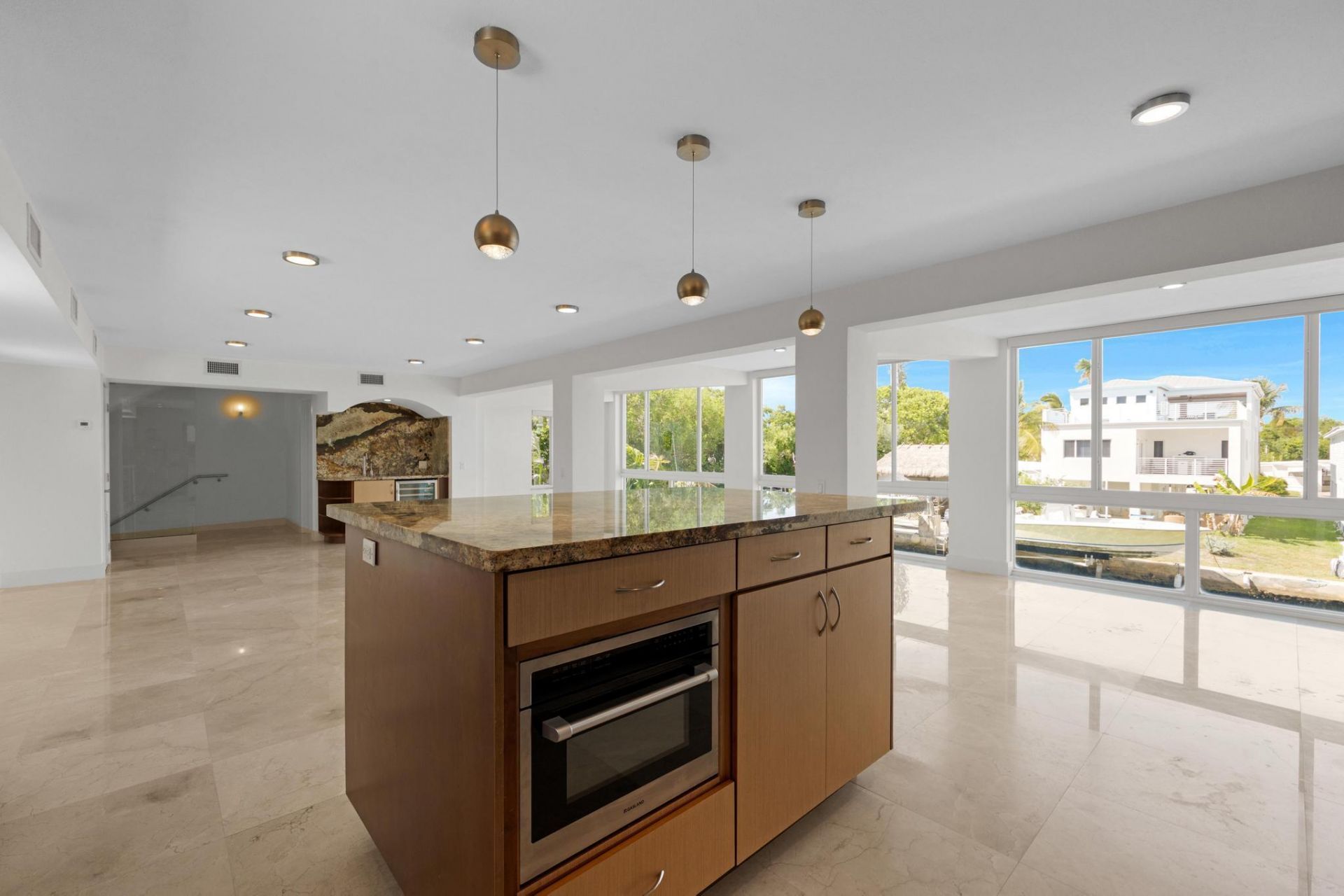 8 Poisonwood Road, Key Largo, FL 33037 Photo
