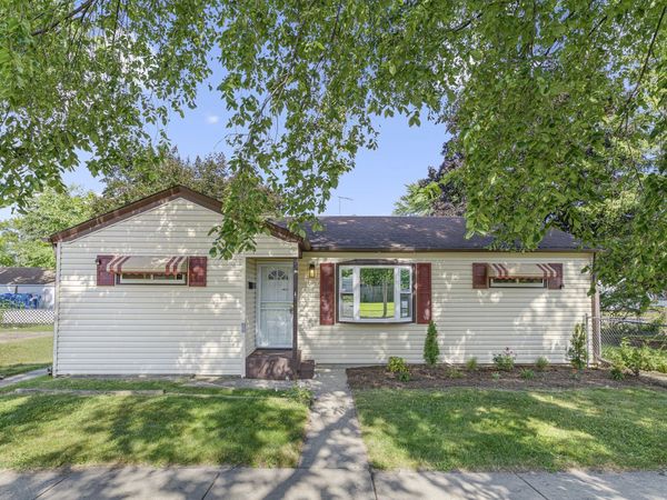 707 S Elmwood Avenue , Waukegan, IL 60085
