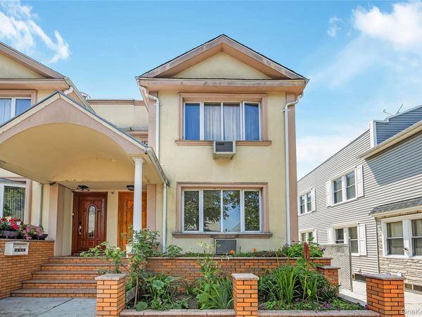78-12 64th Street , Glendale, NY 11385