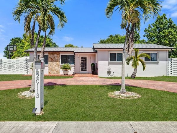 20113 SW 118th Ct , Miami, FL 33177