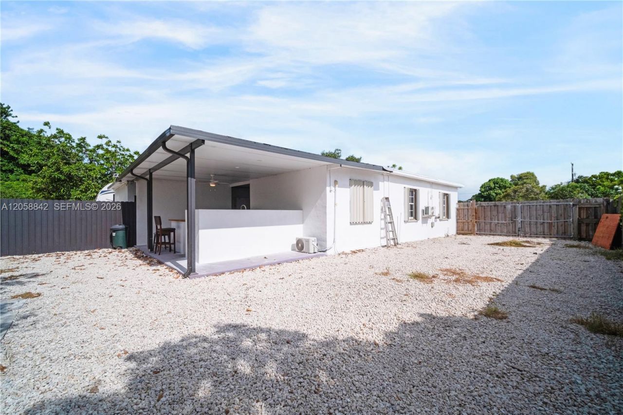 15431 Harding Ln , Homestead, FL 33033 Photo
