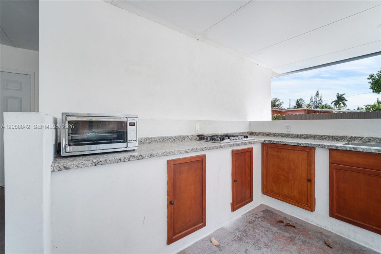 15431 Harding Ln , Homestead, FL 33033 Photo