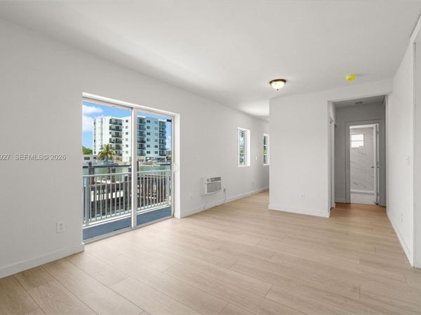 7930 Tatum Waterway Dr , Unit S1, Miami Beach, FL 33141