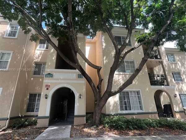 2427 Centergate Dr , Unit 305, Miramar, FL 33025
