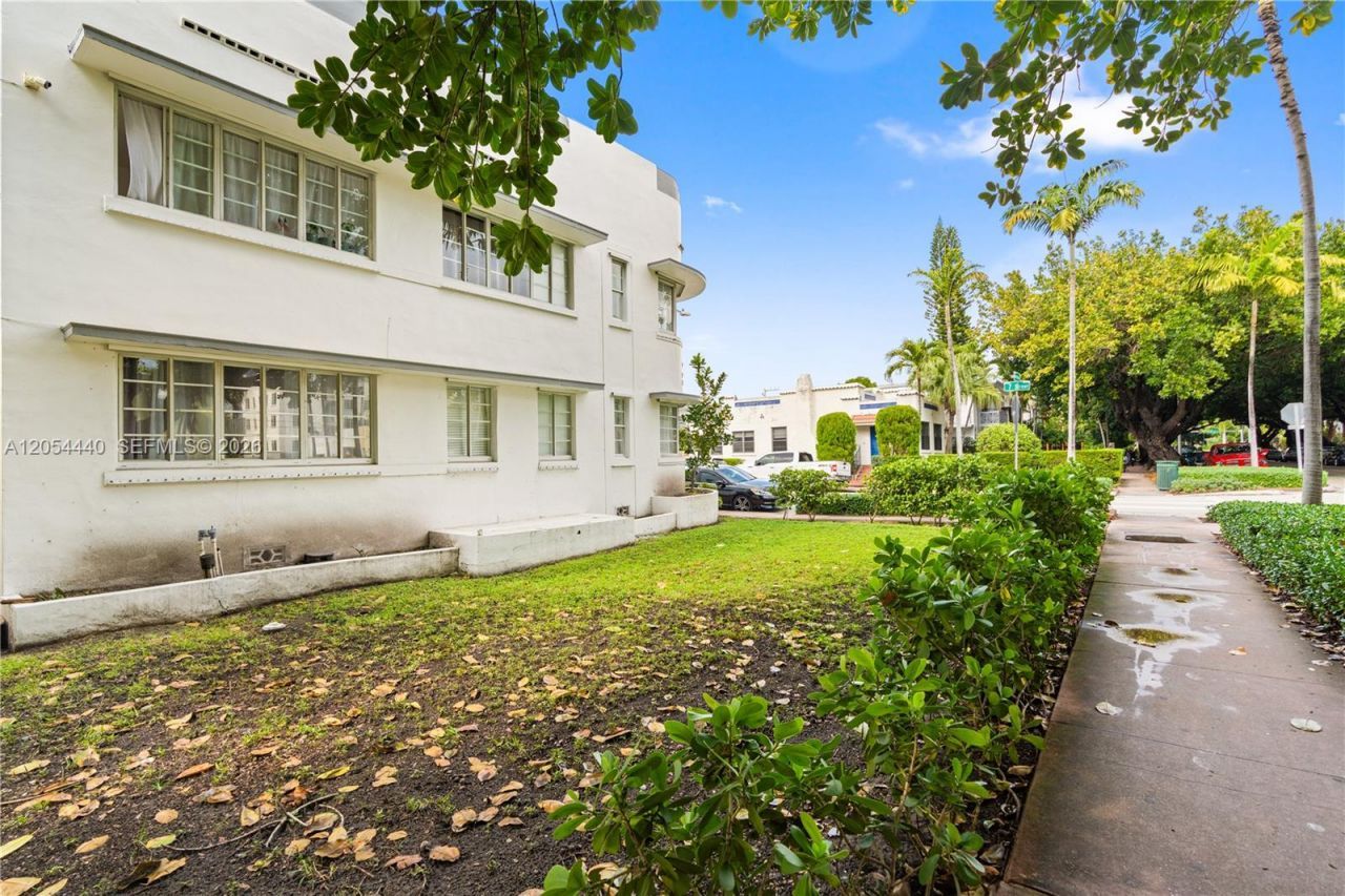 810 7th , Unit 102, Miami Beach, FL 33139 Photo