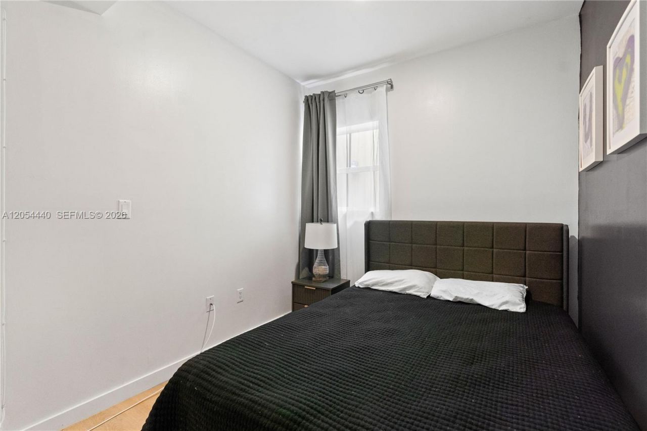 810 7th , Unit 102, Miami Beach, FL 33139 Photo