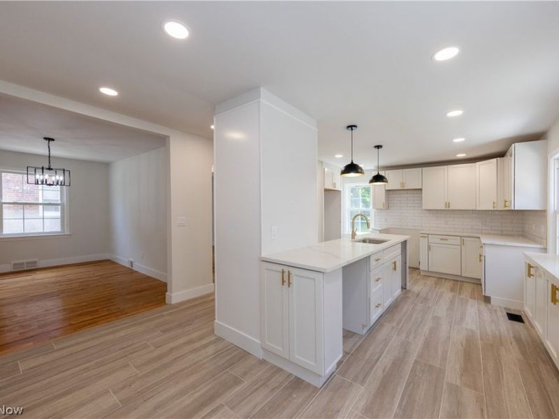 17606 Chagrin Boulevard, Shaker Heights, OH 44120 Photo 16