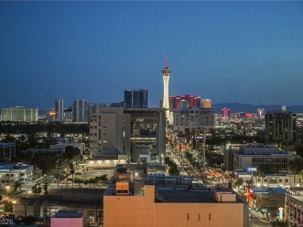150 Las Vegas Boulevard , Unit 807, Las Vegas, NV 89101