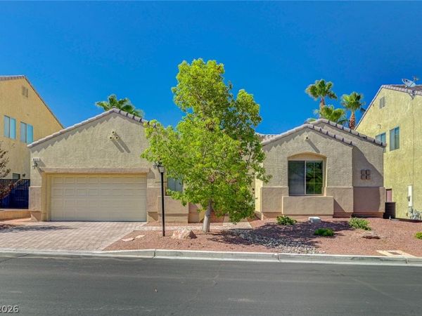 8112 Chestnut Hollow Avenue, Las Vegas, NV 89131