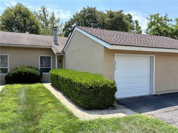 12735 W 109th Street, Overland Park, KS 66210