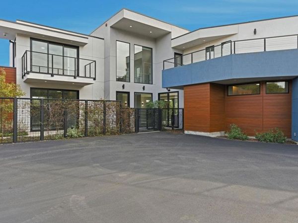10 Notre Dame Place, Belmont, CA 94002