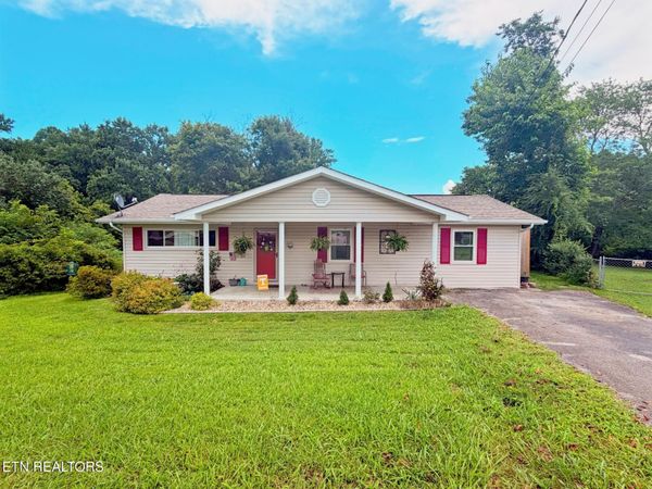 126 Spain Circle, Harriman, TN 37748