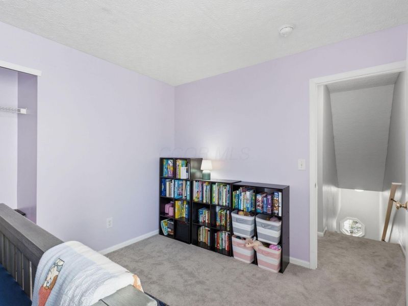 1560 Electra Street, Columbus, OH 43240 Photo 17