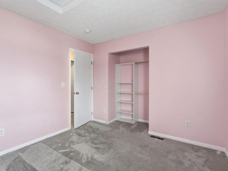 1560 Electra Street, Columbus, OH 43240 Photo 17