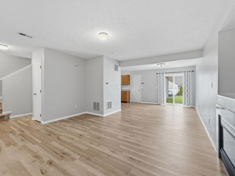 1560 Electra Street, Columbus, OH 43240 Photo 5
